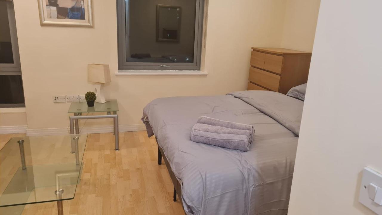 Great Apartment In Лондон Екстериор снимка