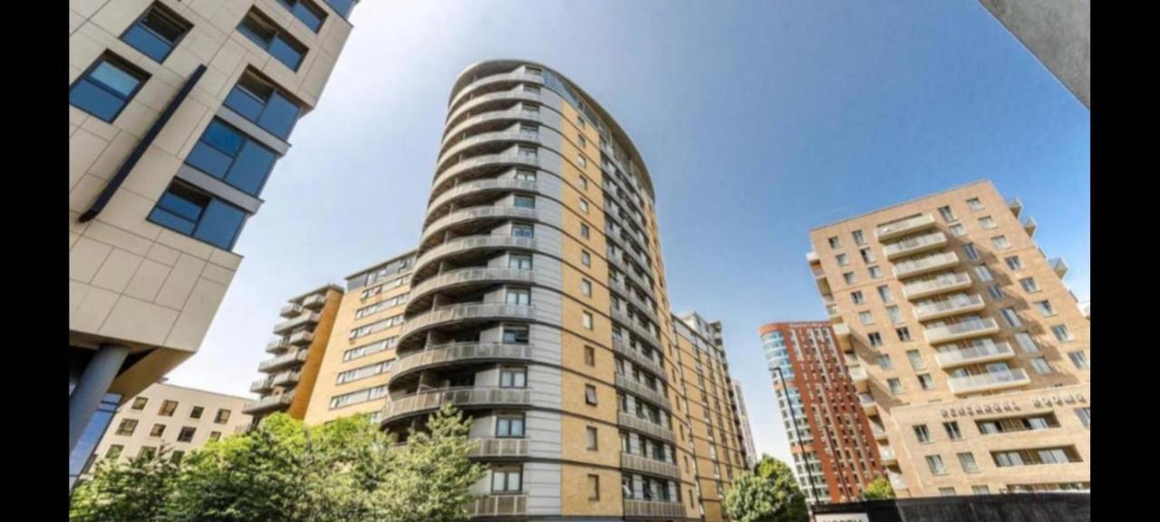 Great Apartment In Лондон Екстериор снимка